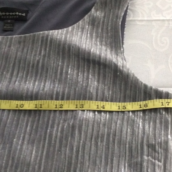 *Dress by Connected sleeveless color sliver gray size 6  100% polyester. … - Picture 5 of 7